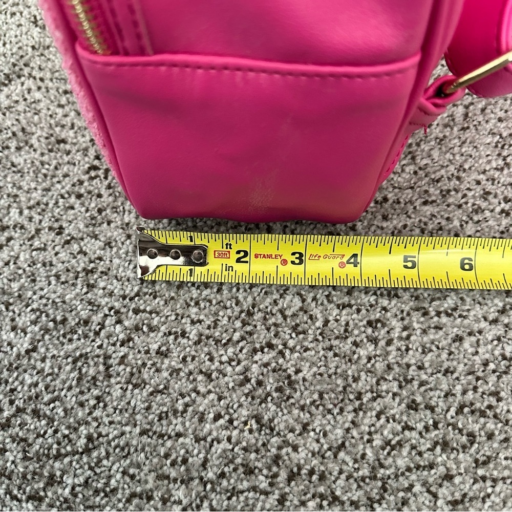 JUICY COUTURE Hot Pink Sherpa Backpack Logo Lining R $150 - Picture 16 of 16